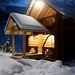 у медовому раю Сasa de vacaciones Rostoka (Transcarpathia)