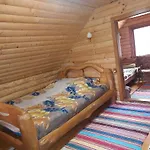 у медовому раю Holiday home Rostoka (Transcarpathia)