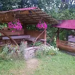 у медовому раю Сasa de vacaciones Rostoka (Transcarpathia)