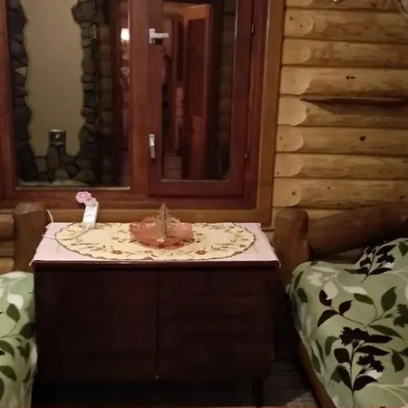 Дом отдыха у медовому раю *