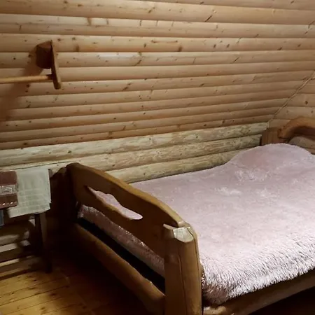 у медовому раю Rostoka (Transcarpathia)