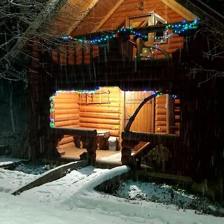 у медовому раю Сasa de vacaciones Rostoka (Transcarpathia)