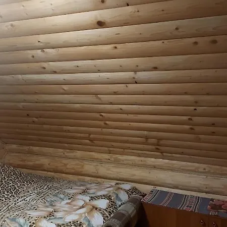 у медовому раю Nyaraló *