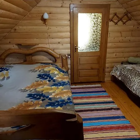 у медовому раю בית נופש Rostoka (Transcarpathia)