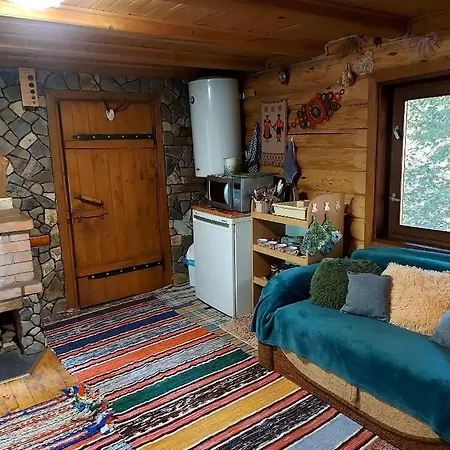 у медовому раю Rostoka (Transcarpathia)