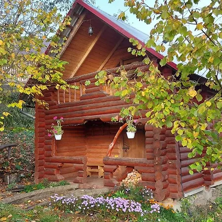у медовому раю Nyaraló *
