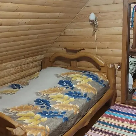 別荘 у медовому раю